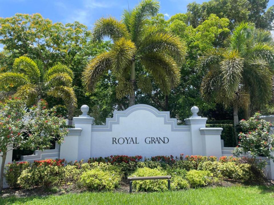 2640 S University Drive 319, Davie, Florida 33328, USA
