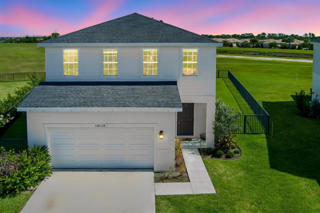 10739 SW Vasari Way, Port St. Lucie, Floride 34987, États-Unis