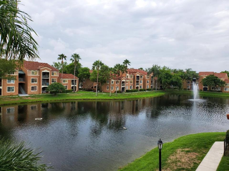 4844 N State Road 7 2304, Coconut Creek, Florida 33073, USA