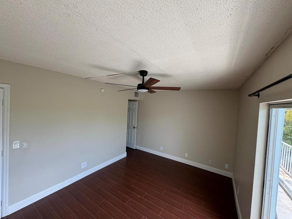 725 Hummingbird Way 210, North Palm Beach, Floryda 33408, USA