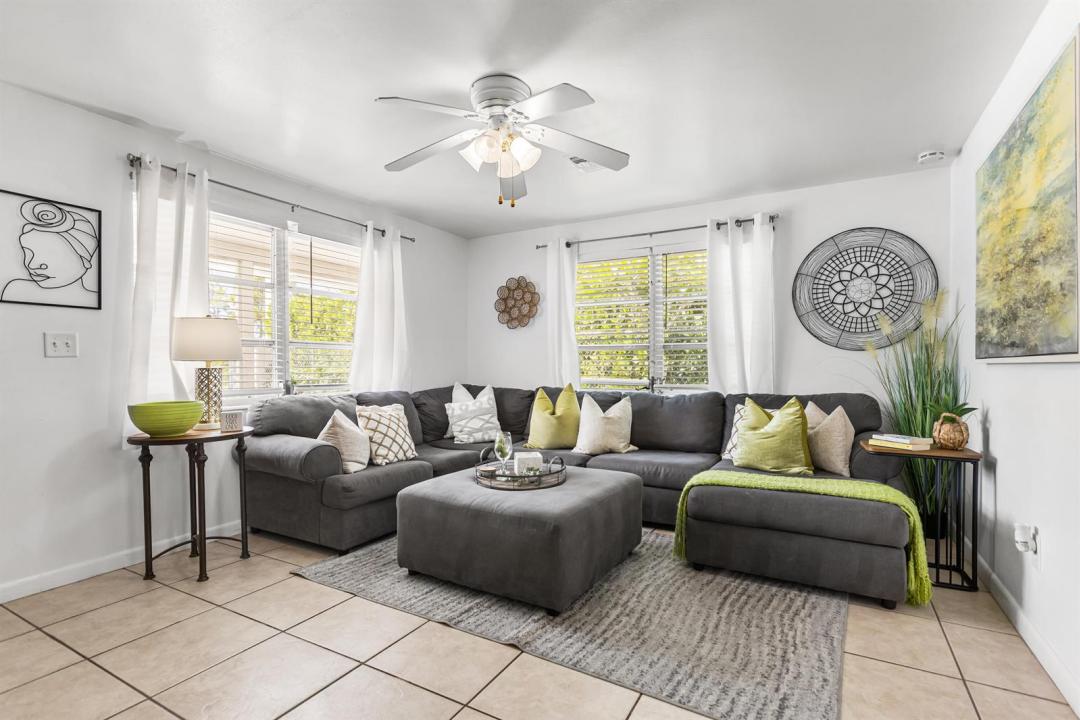 2191 Thomasson Drive, Naples, Floryda 34112, USA