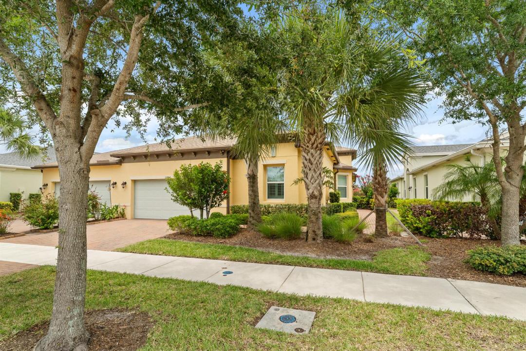 12784 SW Lake Fern Circle, Port St. Lucie, Floride 34987, États-Unis