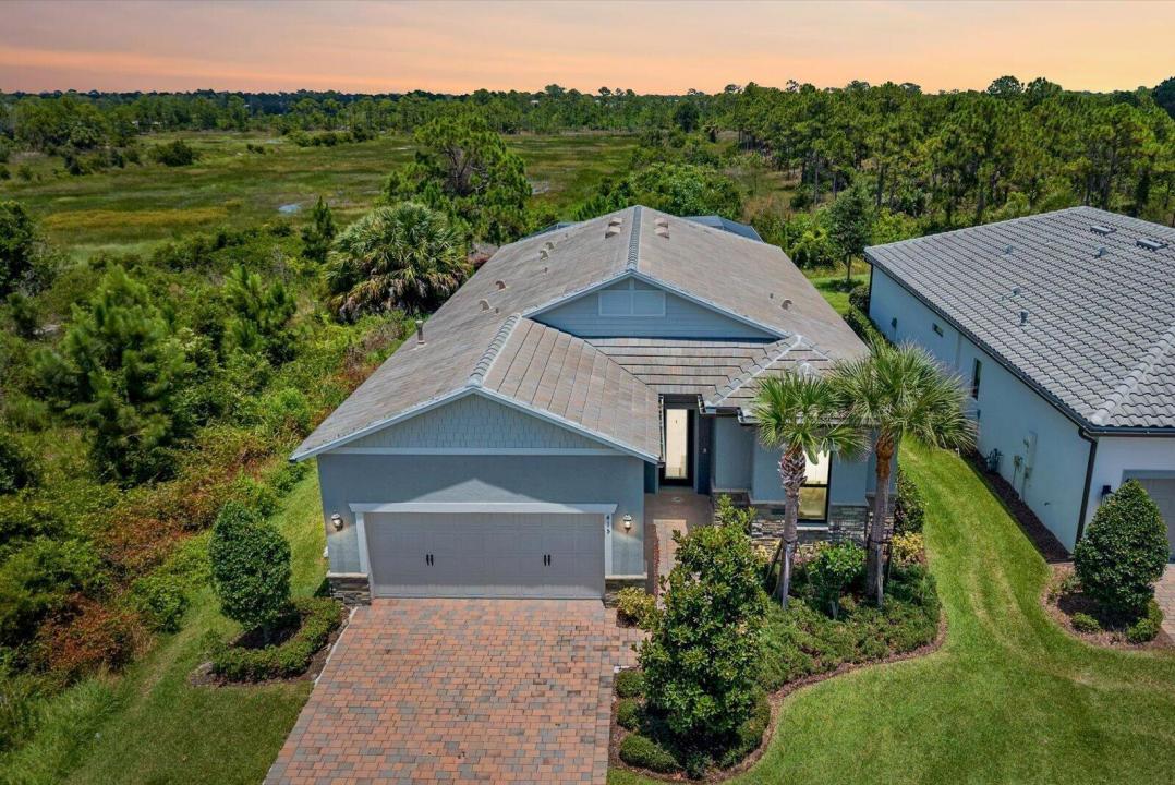415 SE Crathes SE Street, Port St. Lucie, Floryda 34984, USA