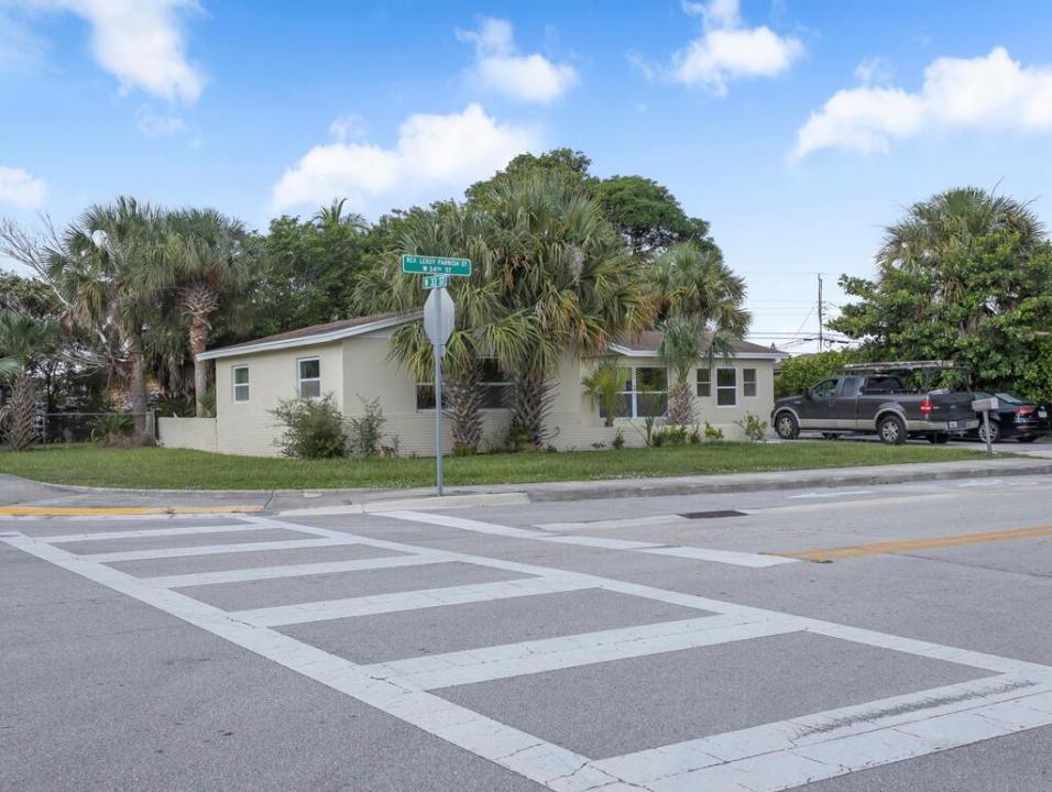 371 W 34th Street, Riviera Beach, Floride 33404, États-Unis