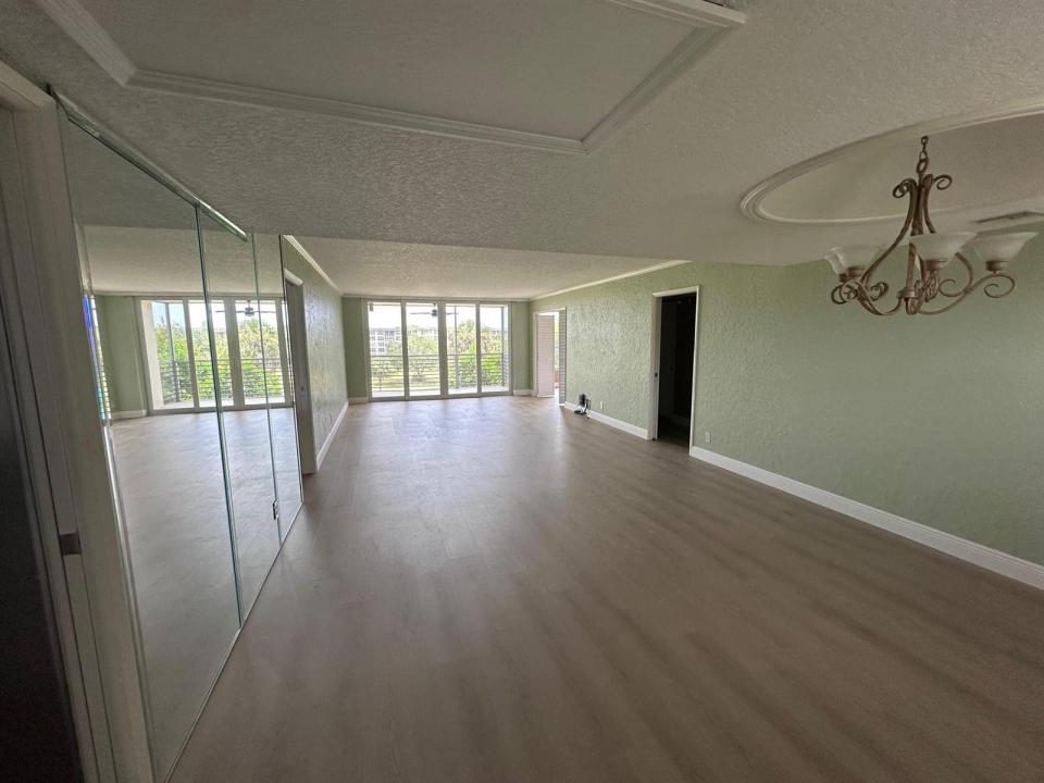 3850 Oaks Clubhouse Drive 403, Pompano Beach, Floride 33069, États-Unis