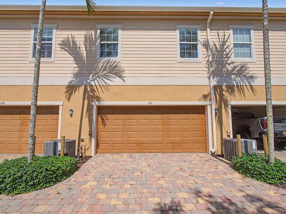 118 Black Ironwood Road 107, Jupiter, Florida 33458, USA
