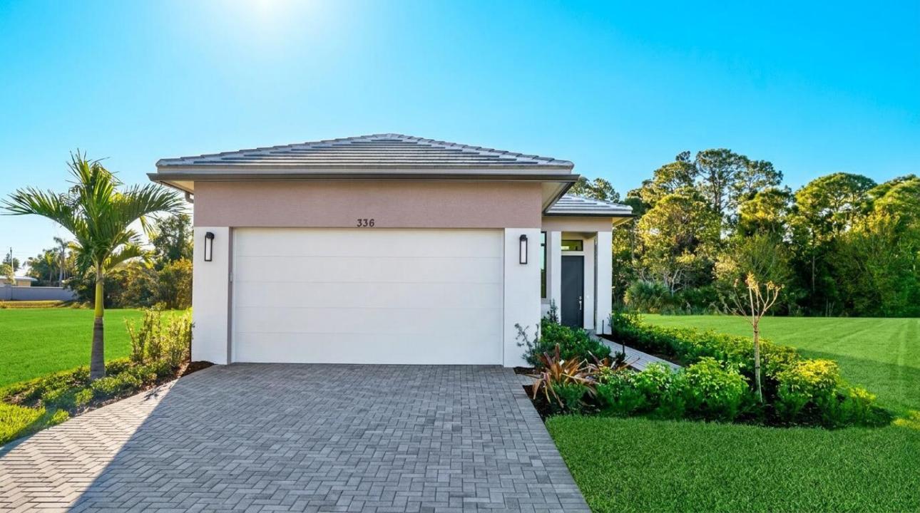 336 SE Via Sangro, Port St. Lucie, Floride 34952, États-Unis