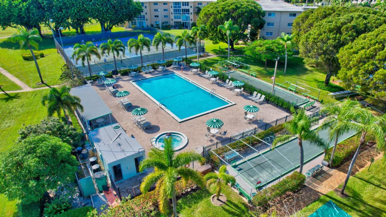 300 NE 26th Avenue 408, Boynton Beach, Floride 33435, États-Unis