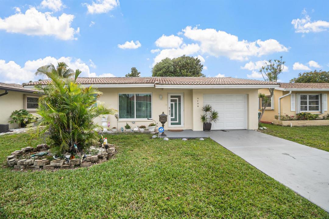 4708 NW 49th Drive, Tamarac, Florida 33319, USA