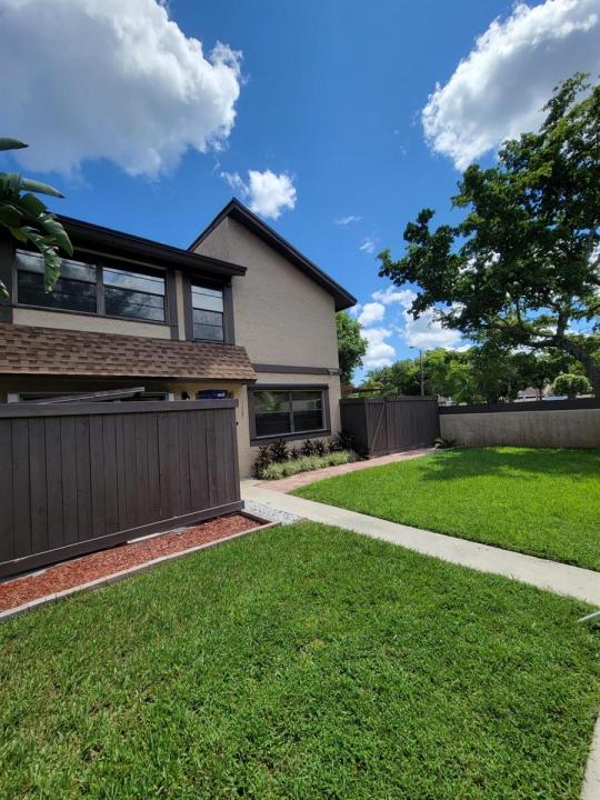 1701 BAYBERRY Drive 1701, Hollywood, Floride 33024, États-Unis
