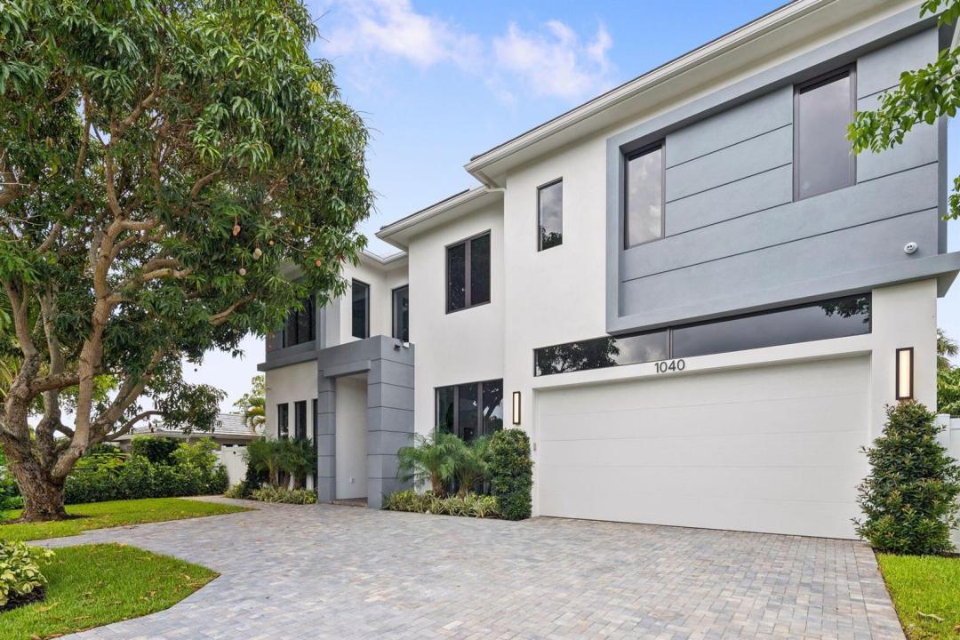 1040 NW 6th Terrace, Boca Raton, Florida 33486, USA