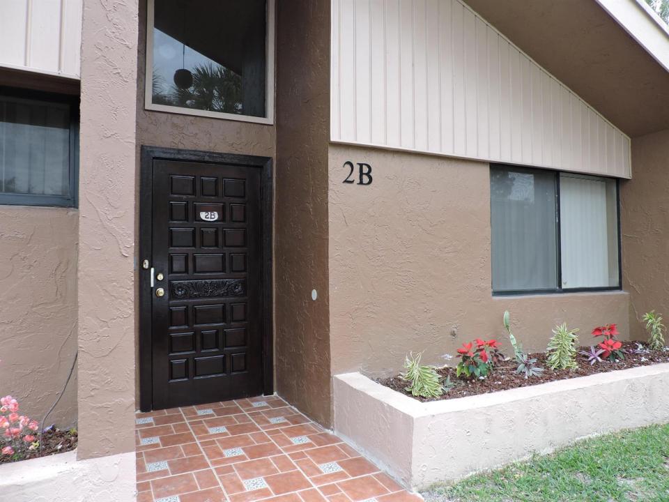 166 Sparrow Drive 2b, Royal Palm Beach, Florida 33411, Stati Uniti