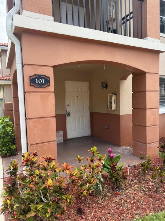 3481 Briar Bay Boulevard 101, West Palm Beach, Floride 33411, États-Unis