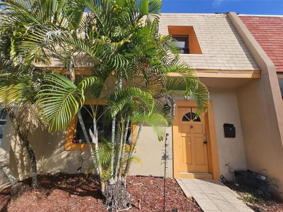 5953 NW 24th Court, Sunrise, Floride 33313, États-Unis