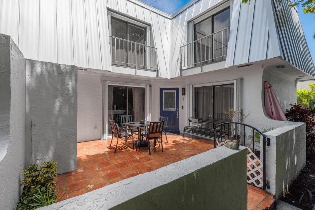 106 Linda Lane 1, Palm Beach Shores, Floride 33404, États-Unis