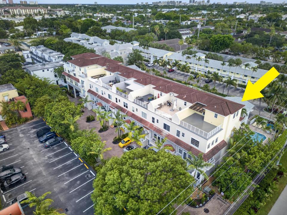 2700 NE 8th Avenue, Wilton Manors, Florida 33334, USA