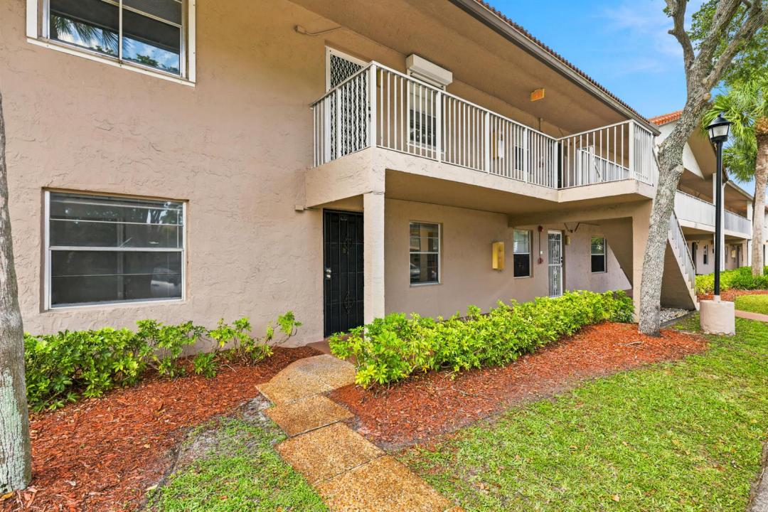 8820 Royal Palm Boulevard 101-4, Coral Springs, Florida 33065, USA