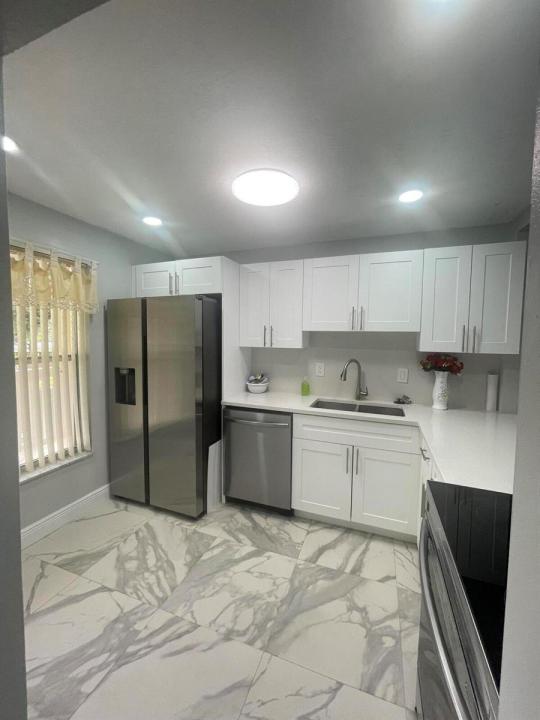 5980 NW 64TH Avenue 203, Tamarac, Florida 33319, Stati Uniti