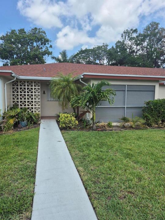 4530 NW 3rd Street B, Delray Beach, Floryda 33445, USA