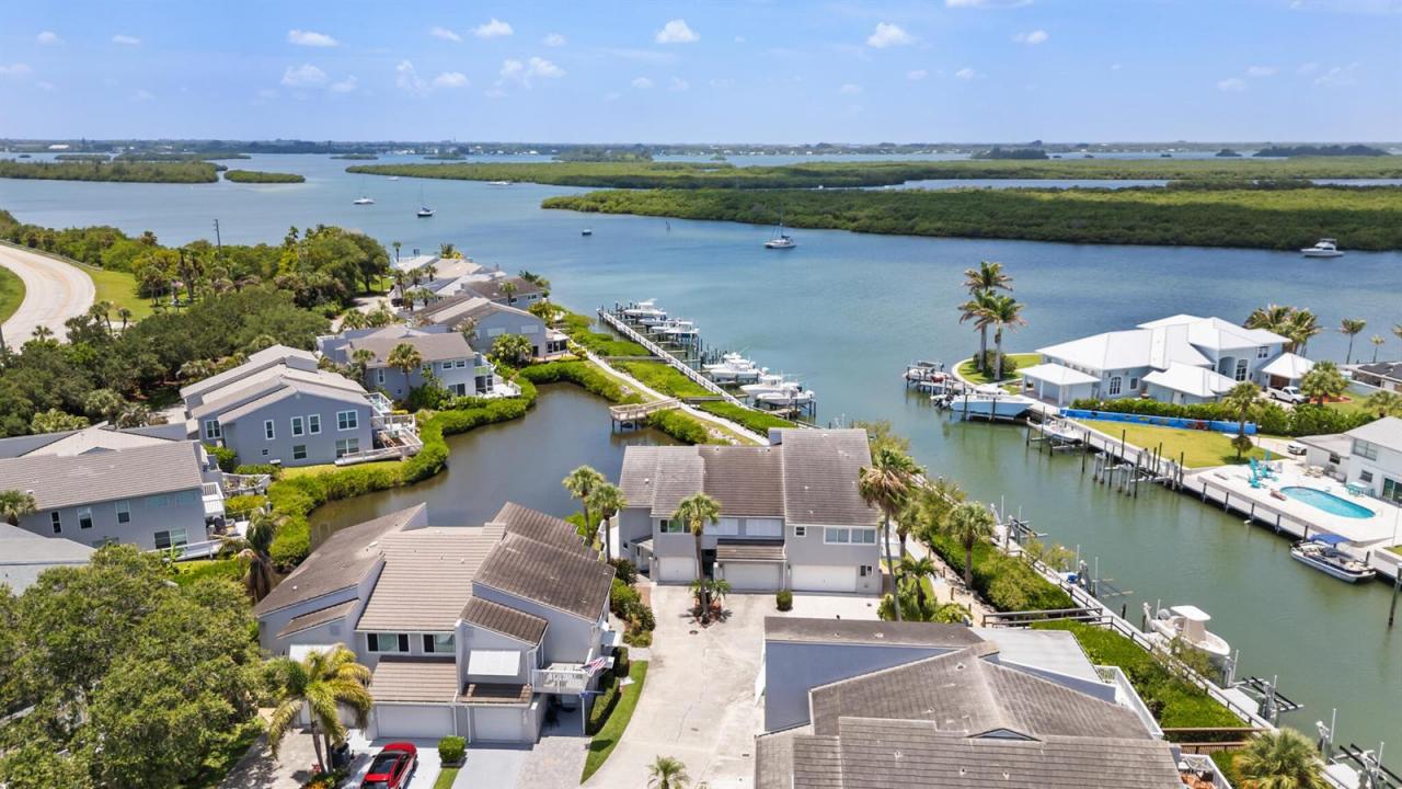 2488 Harbour Cove Drive, Fort Pierce, Florida 34949, USA