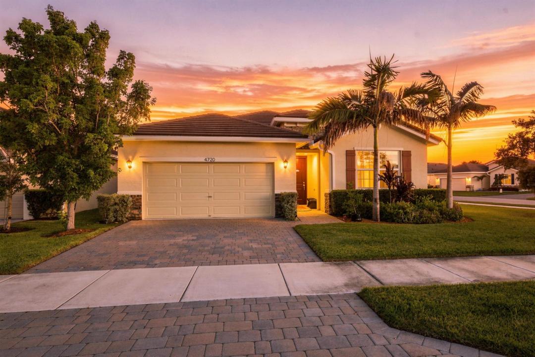 4720 NW Exchange Avenue, Jensen Beach, Floride 34957, États-Unis