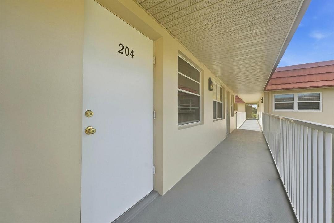 31 Pine Arbor Lane Unit 204, Vero Beach, Florida 32962, USA