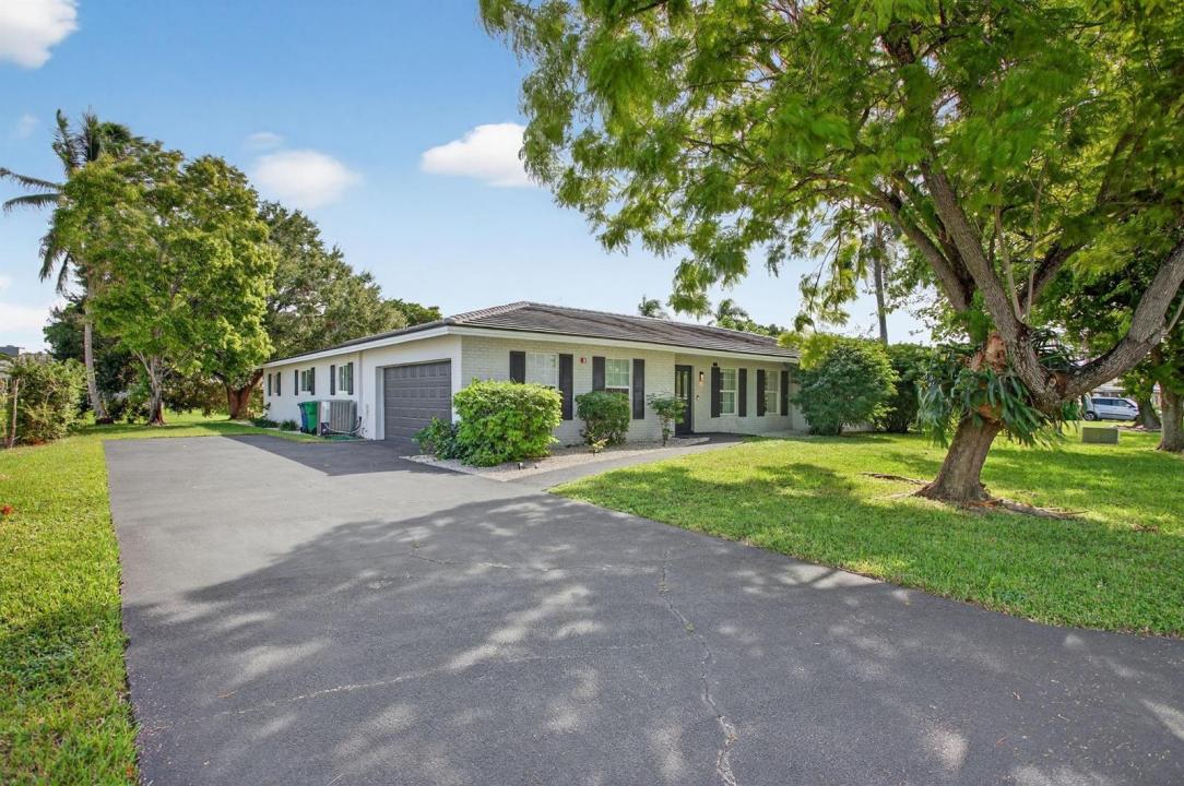 2421 NW 114th Avenue, Coral Springs, Flórida 33065, Estados Unidos