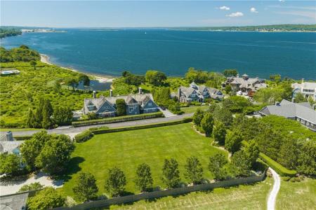 Carnegie Harbor Drive, Portsmouth, Rhode Island 02840, Estados Unidos