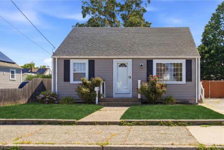 98 Dewey Avenue, Pawtucket, Rhode Island 02861, USA