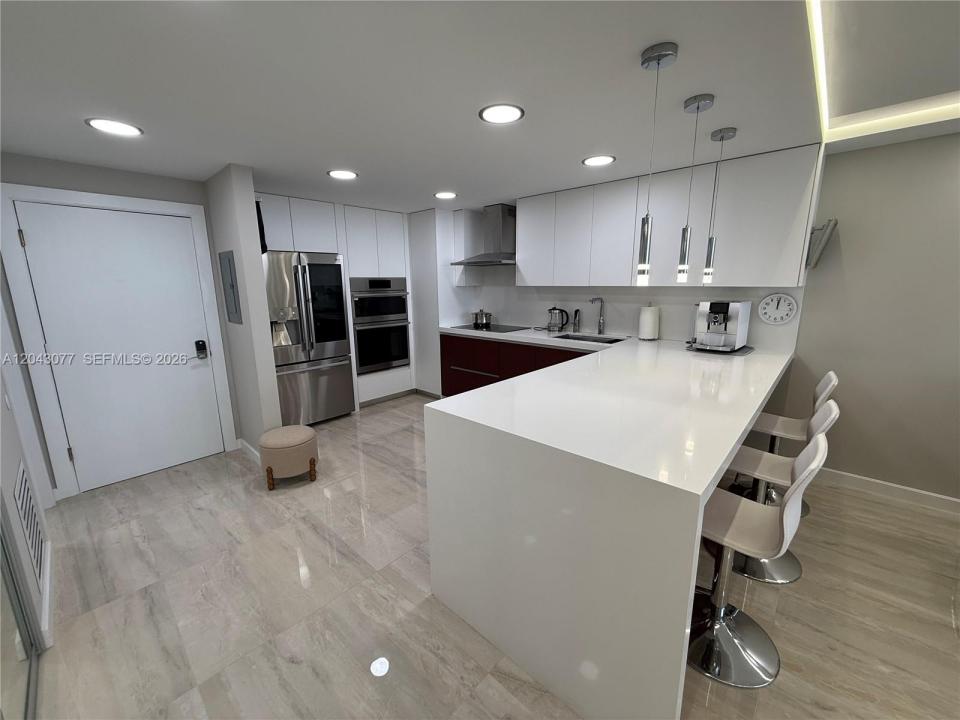 1849 S Ocean Dr PH5, Hallandale Beach, フロリダ 33009, アメリカ合衆国