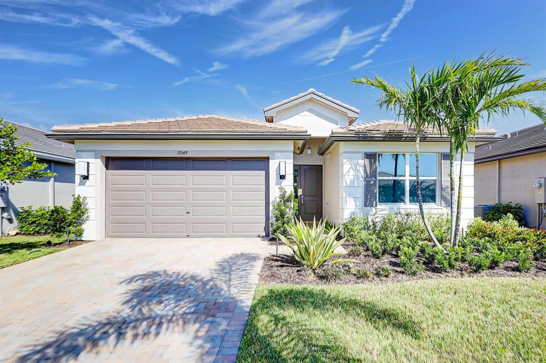 13549 SW Oceanus Boulevard, Port St. Lucie, Floride 34987, États-Unis