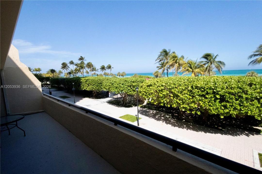 2555 Collins Ave 308, Miami Beach, Florida 33140, Stati Uniti