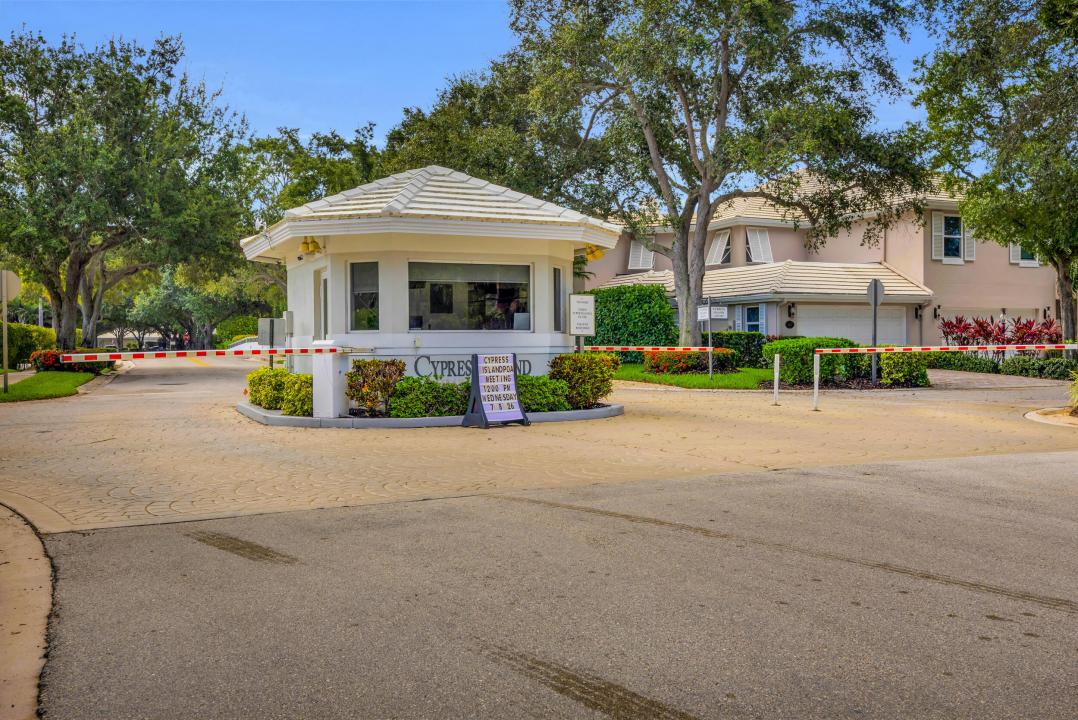 14410 Palmwood Road, Palm Beach Gardens, Florida 33410