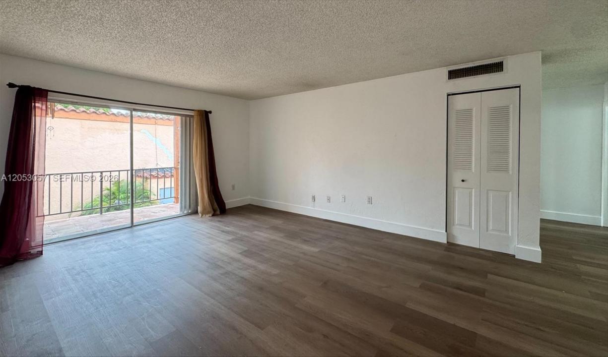 7208 Fairway Dr I14, Miami Lakes, Florida 33014, USA
