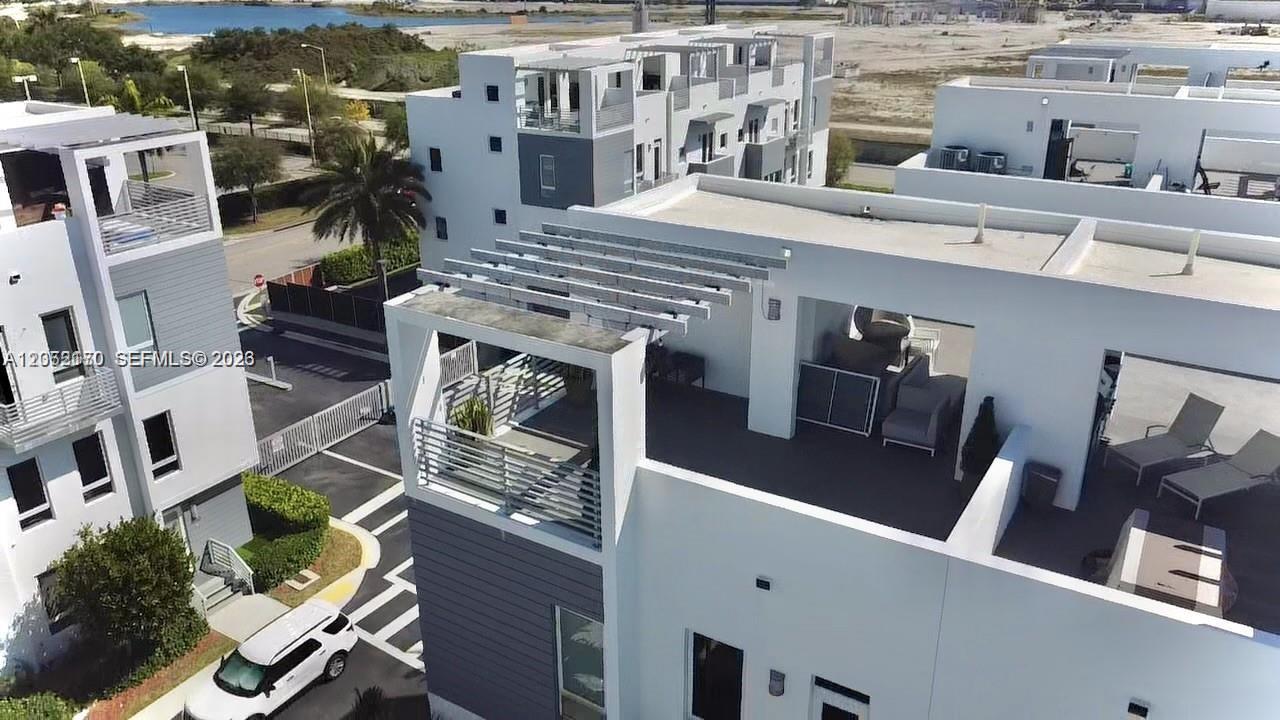 9151 NW 33rd St, Doral, Floride 33172, États-Unis