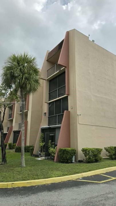 13707 Kendale Lakes Cir PH11, Miami, Floride 33183, États-Unis