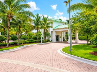 5300 NW 87th Ave 915, Doral, Florida 33178, USA