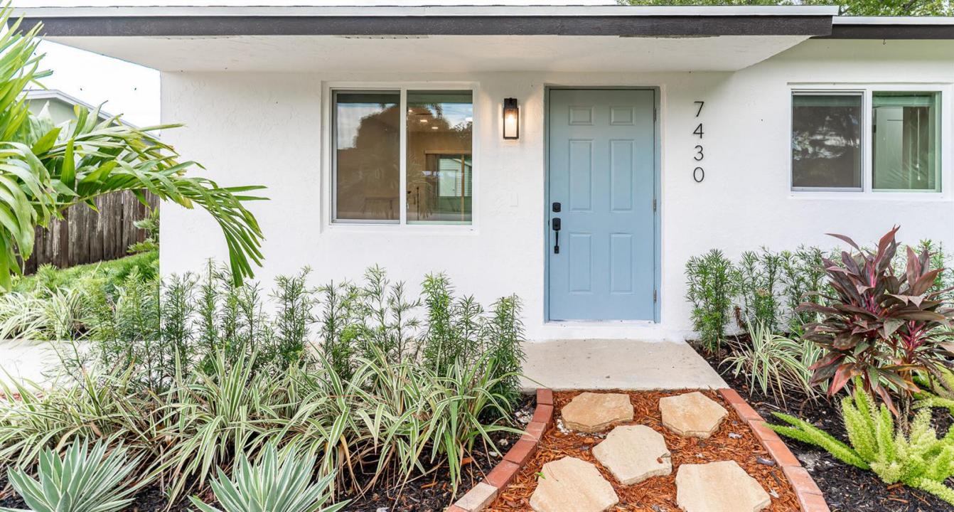 7430 Cocoanut Drive, Lake Worth, Floryda 33467, USA