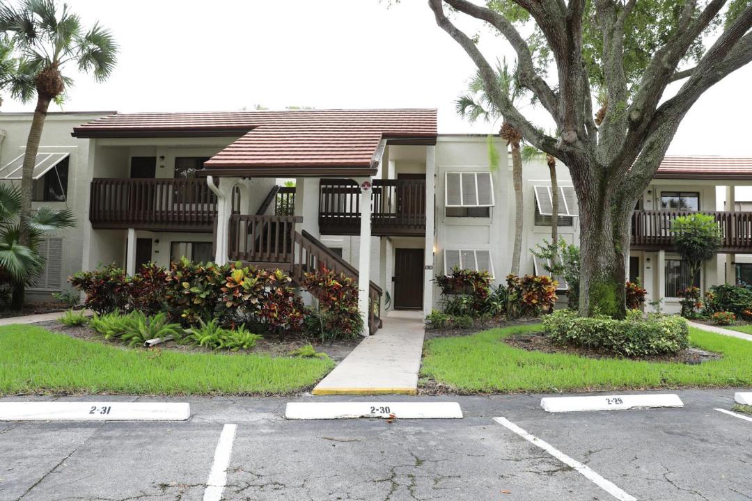 10187 Mangrove Drive 104, Boynton Beach, Floride 33437, États-Unis
