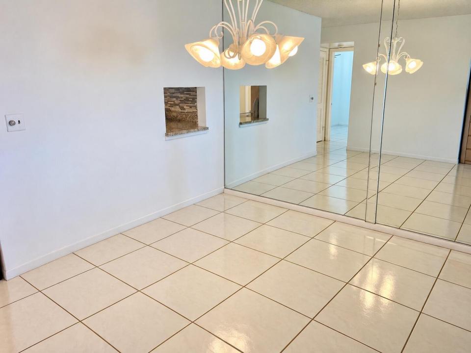 4090 Tivoli Court 301, Lake Worth, Floride 33467, États-Unis