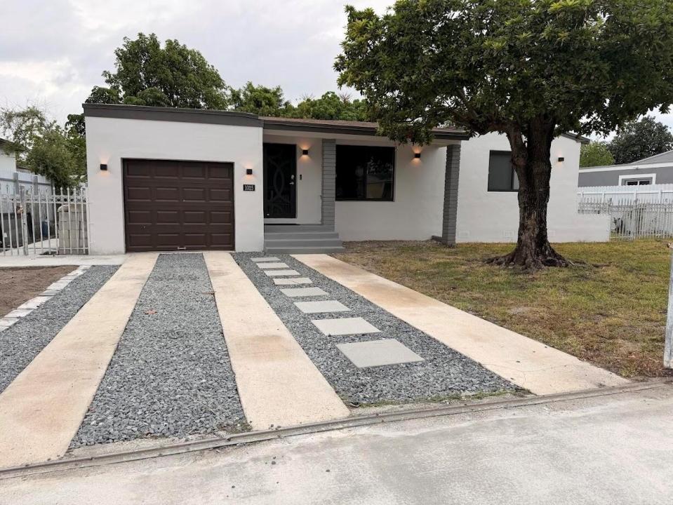 1025 NW 148TH Street 2, Miami, Floride 33168, États-Unis