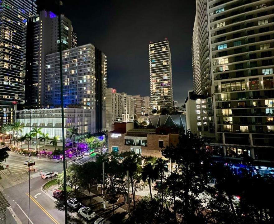 1080 Brickell Ave 703, Miami, Floride 33131, États-Unis
