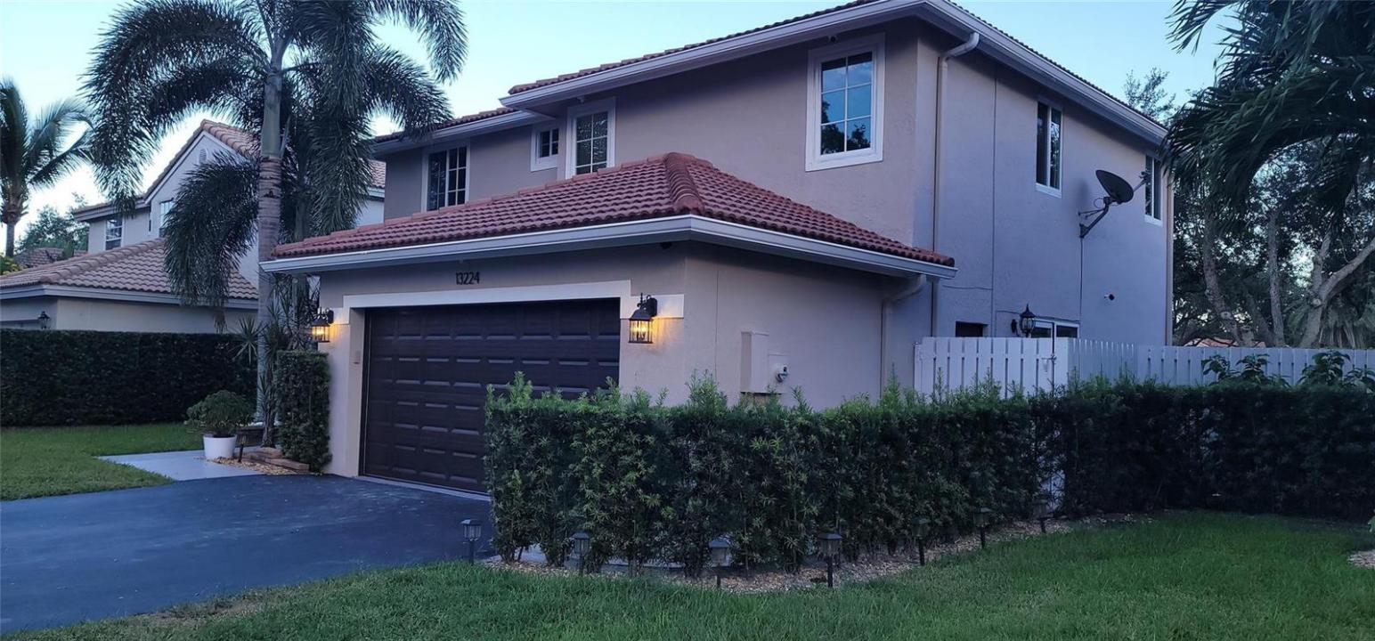 13224 NW 12th Court, Sunrise, Florida 33323, Stati Uniti