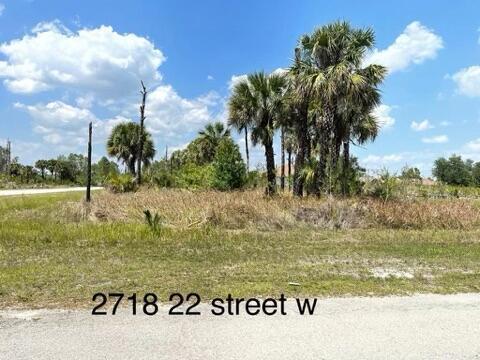 2718 22ND W Street, Lehigh Acres, Florida 33971, Stati Uniti