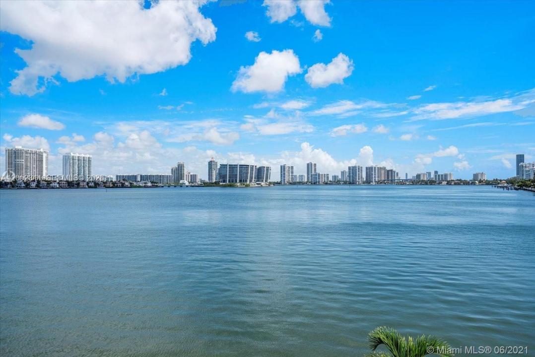 251 174th St 602, Sunny Isles Beach, Floride 33160, États-Unis
