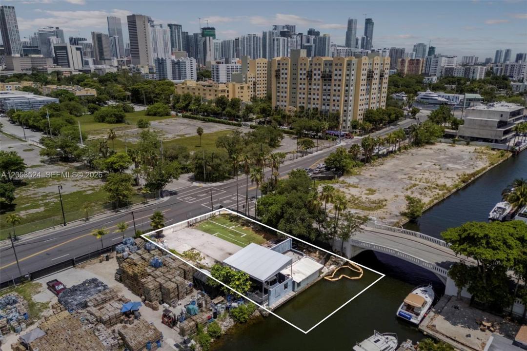 700 NW 7th Ave, Miami, Floride 33136, États-Unis