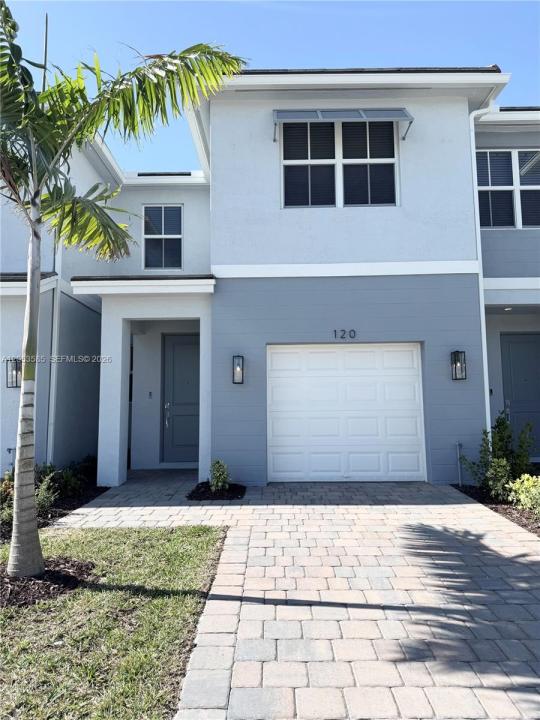 120 NE 13th Terrace 120, Homestead, Floride 33033, États-Unis
