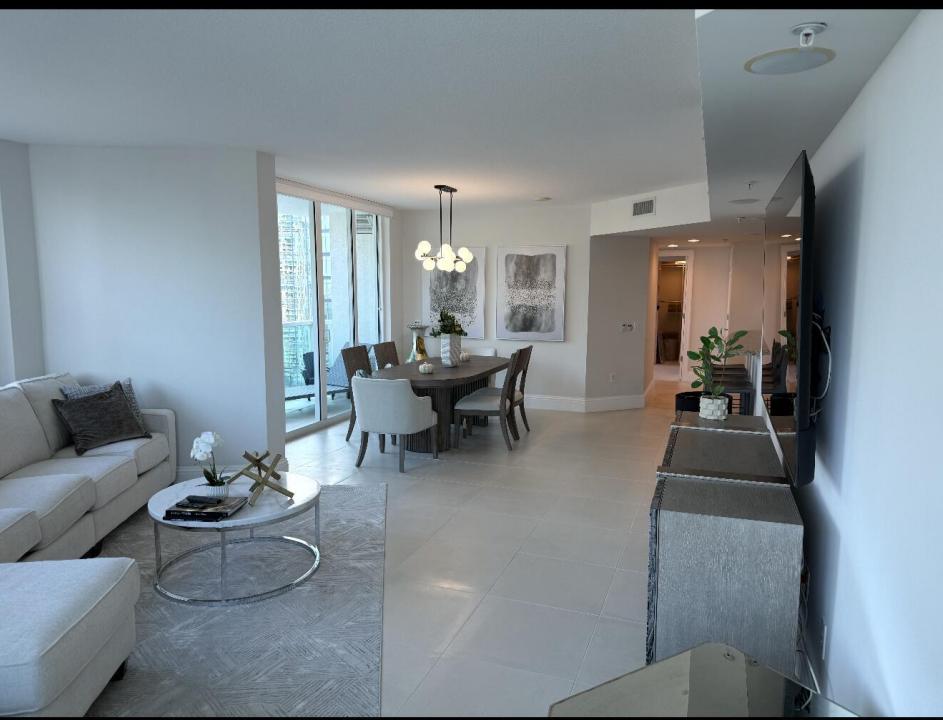 350 SE 2ND Street 2630, Fort Lauderdale, Floride 33301, États-Unis