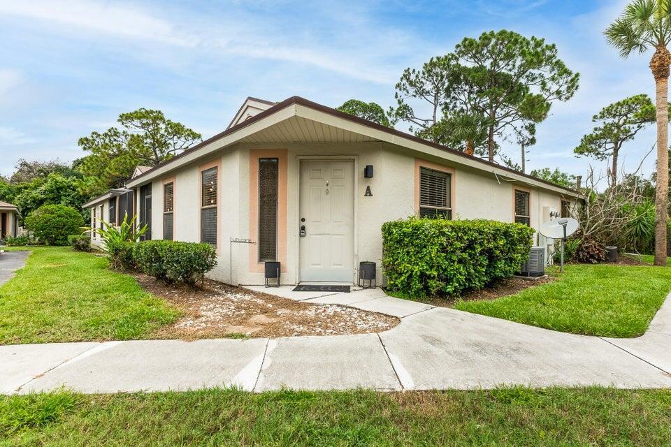 2826 Stoneway Lane A, Fort Pierce, Floride 34982, États-Unis
