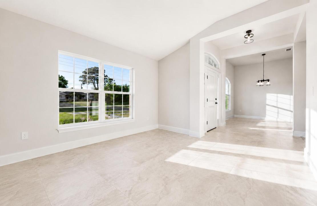 373 NW Broadview Street, Port St. Lucie, Floride 34983, États-Unis